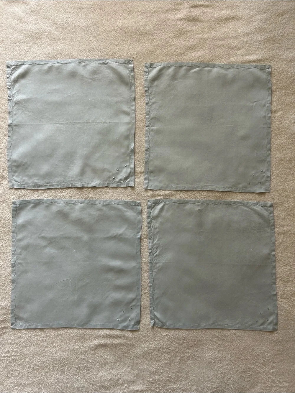 Vintage Linen Napkins Blue Colored Set of 4 Dinnerware 16.5